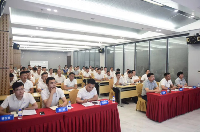 学习探讨 聚力实干 | 中誉鼎力举行2024年上半年销售工作会议