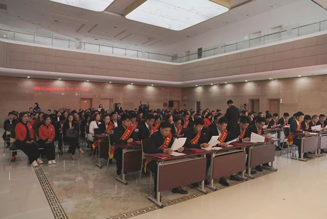 新乡中誉鼎力董事长张治民获评“新乡市青年经营管理人才”等荣誉称号