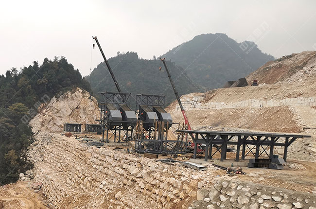 四川省南方矿业有限公司时产1500吨砂石破碎线现场