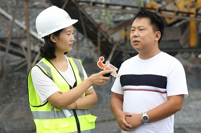 湖南吉凤凰陡岩坡采石场吴总