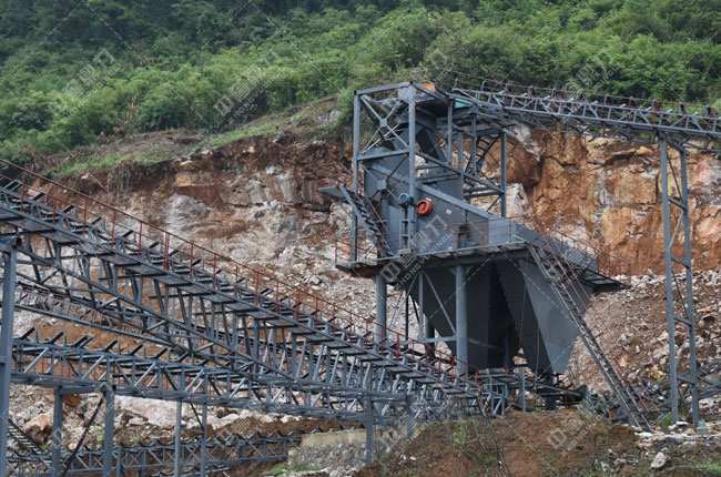 湖南张家界大众建材石料厂时产500吨砂石料生产线筛分