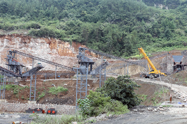湖南张家界大众建材石料厂时产500吨砂石料生产线
