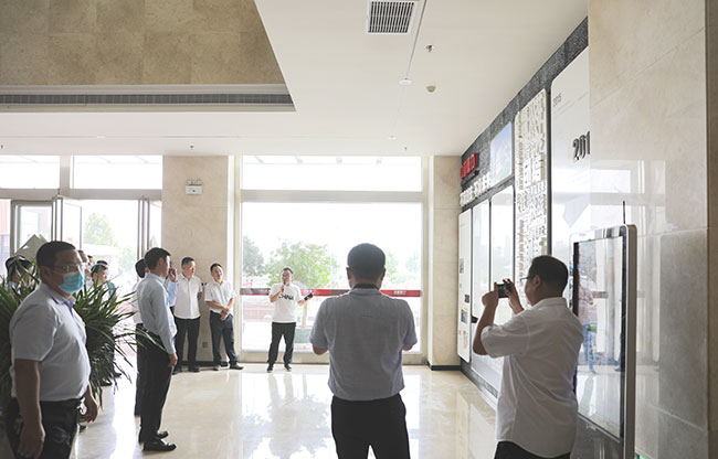 杨总介绍中誉鼎力发展历程